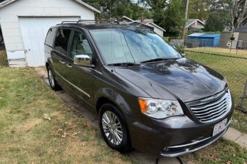 2015 Chrysler Town & Country For Sale
