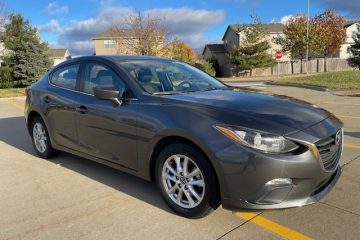 2016 MAZDA MAZDA3 For Sale